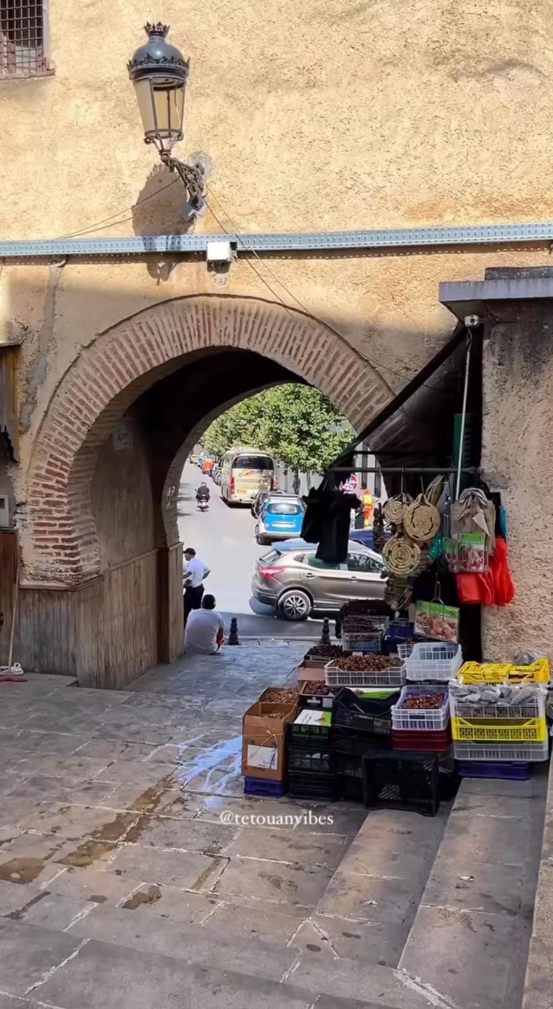 Joli Appart Avec Terrasse Au Centre Ville Tétouan Dış mekan fotoğraf