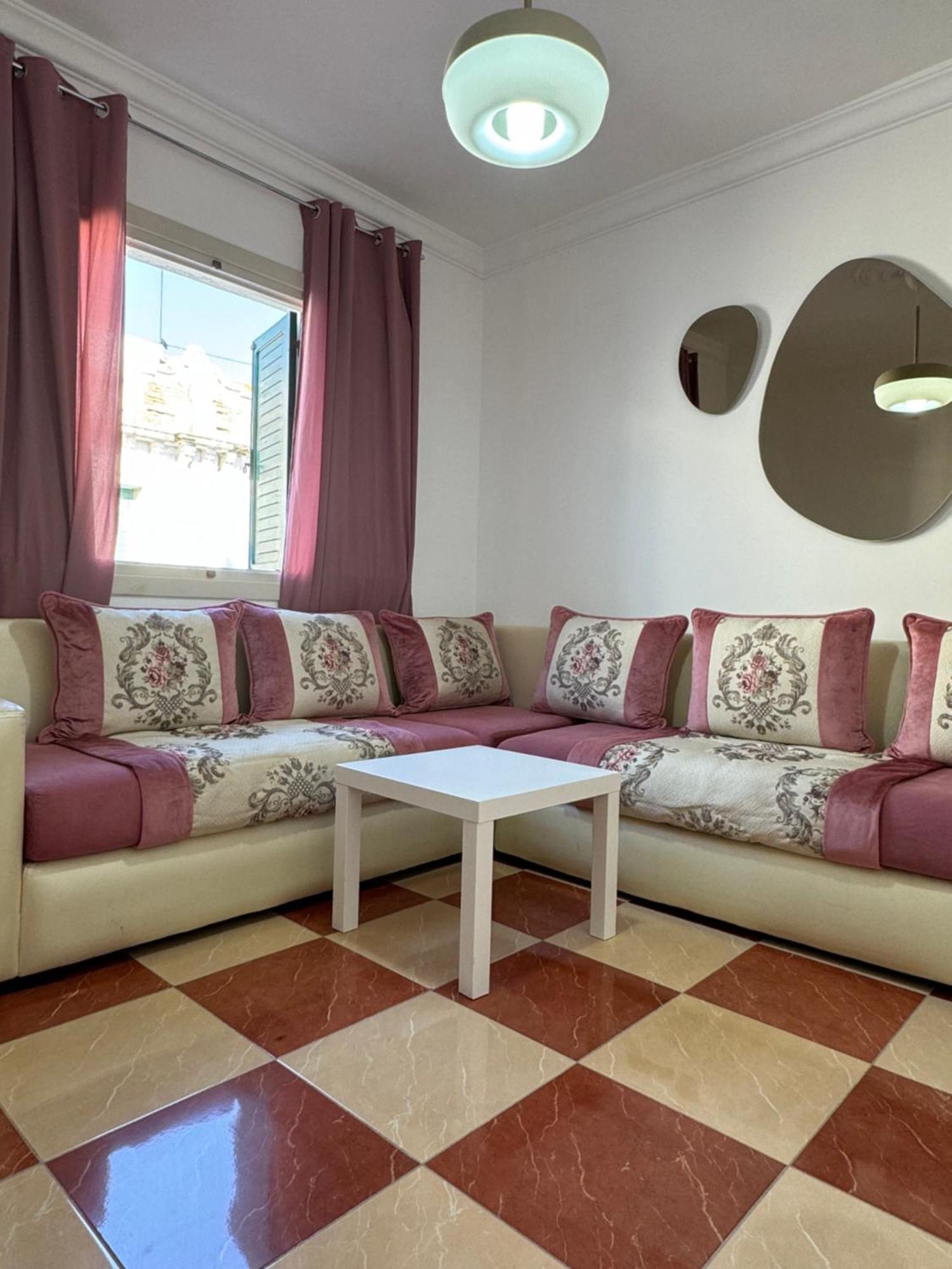 Joli Appart Avec Terrasse Au Centre Ville Tétouan Dış mekan fotoğraf