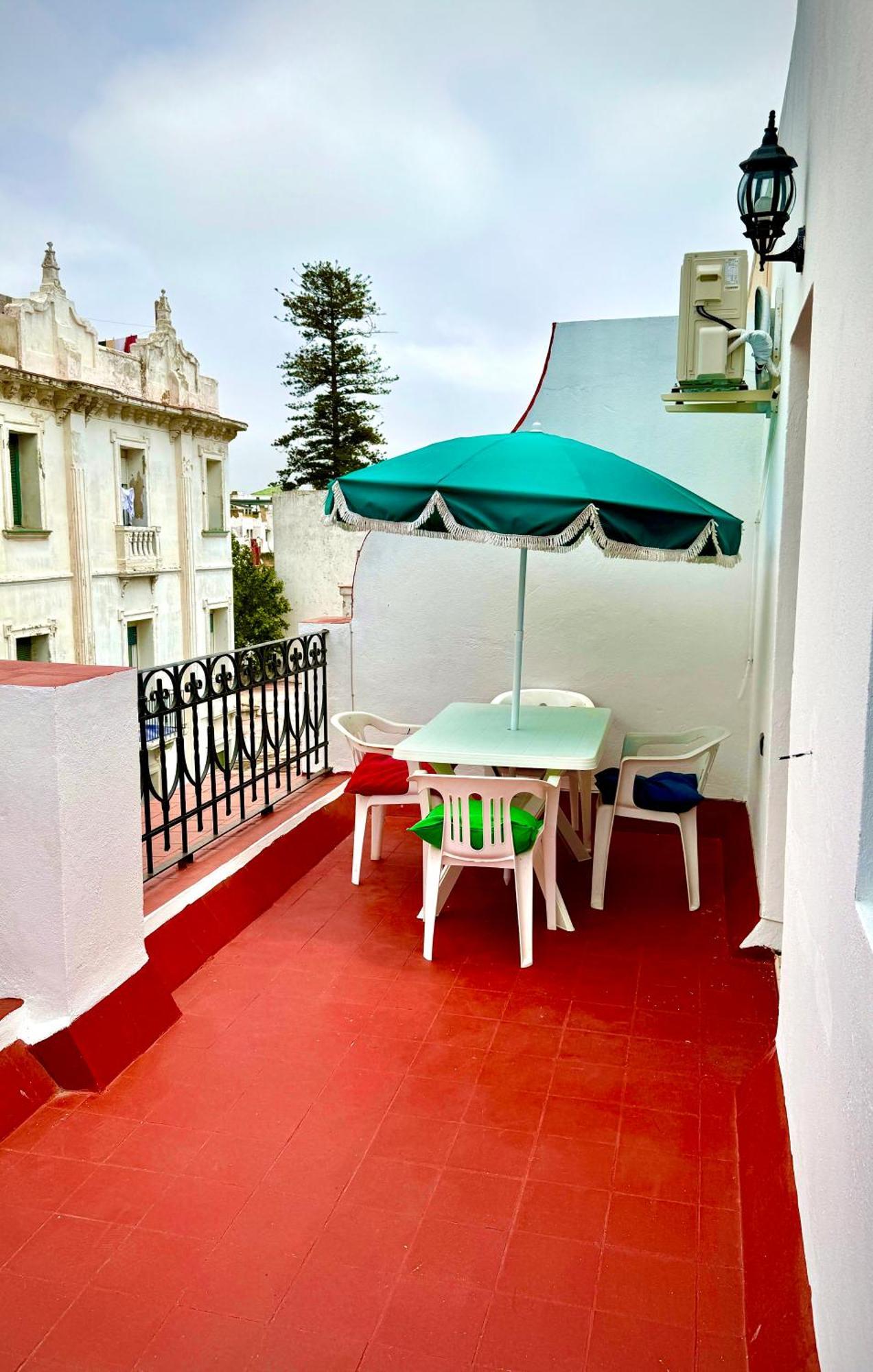 Joli Appart Avec Terrasse Au Centre Ville Tétouan Dış mekan fotoğraf